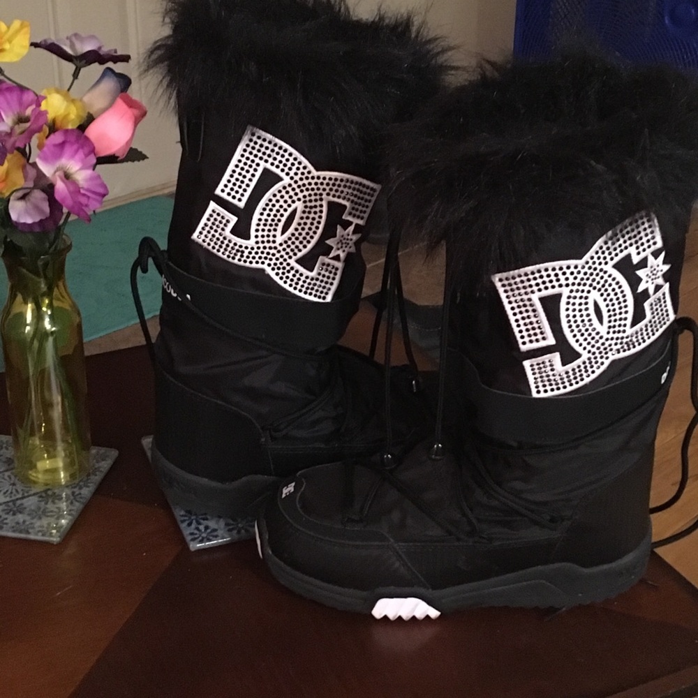 DC snow boots